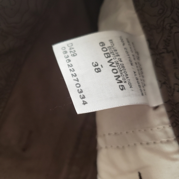 Wrangler gray map cargo shorts. Size 38 - Picture 4 of 5